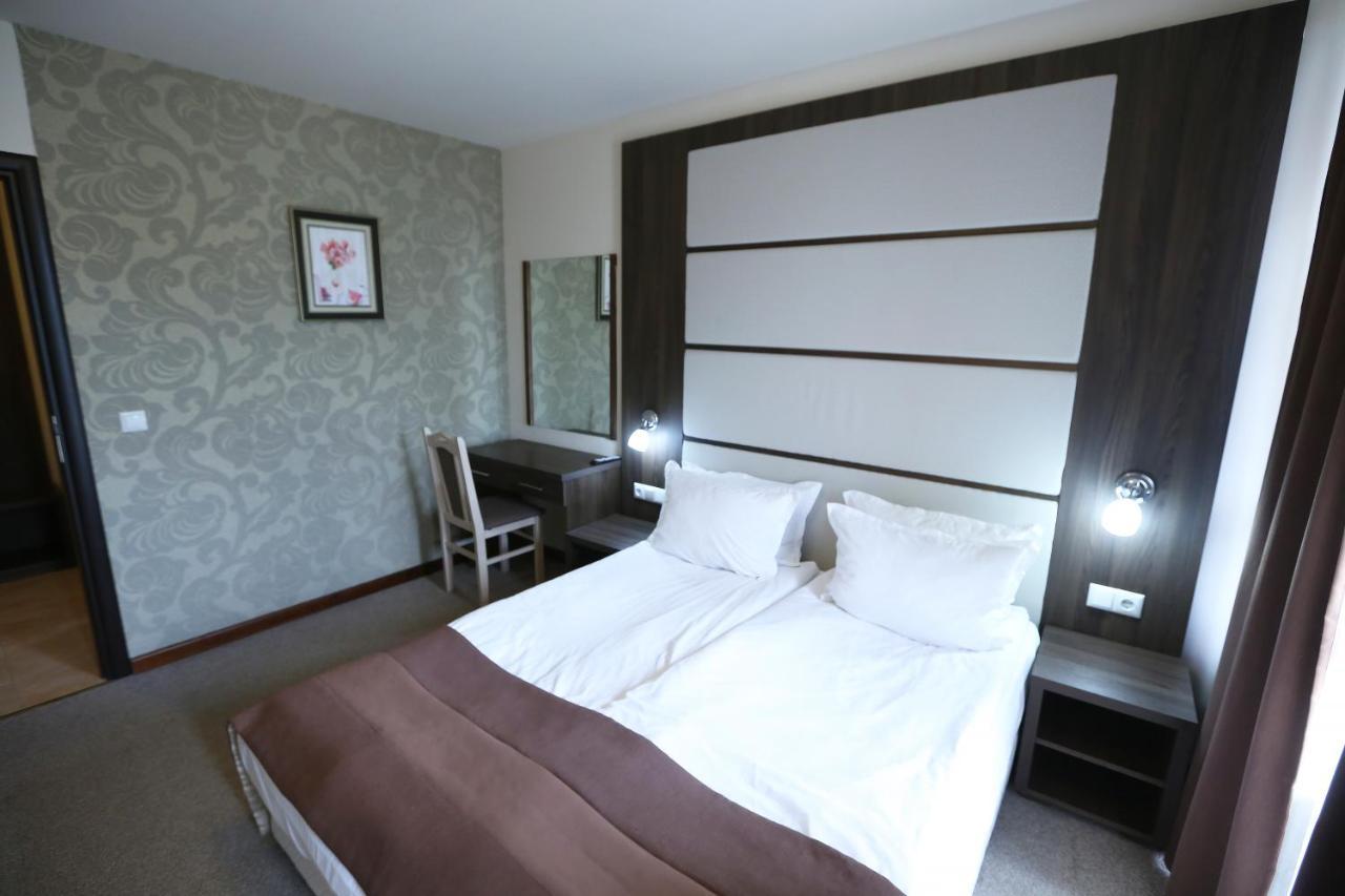 Hotel Zara Банско Экстерьер фото